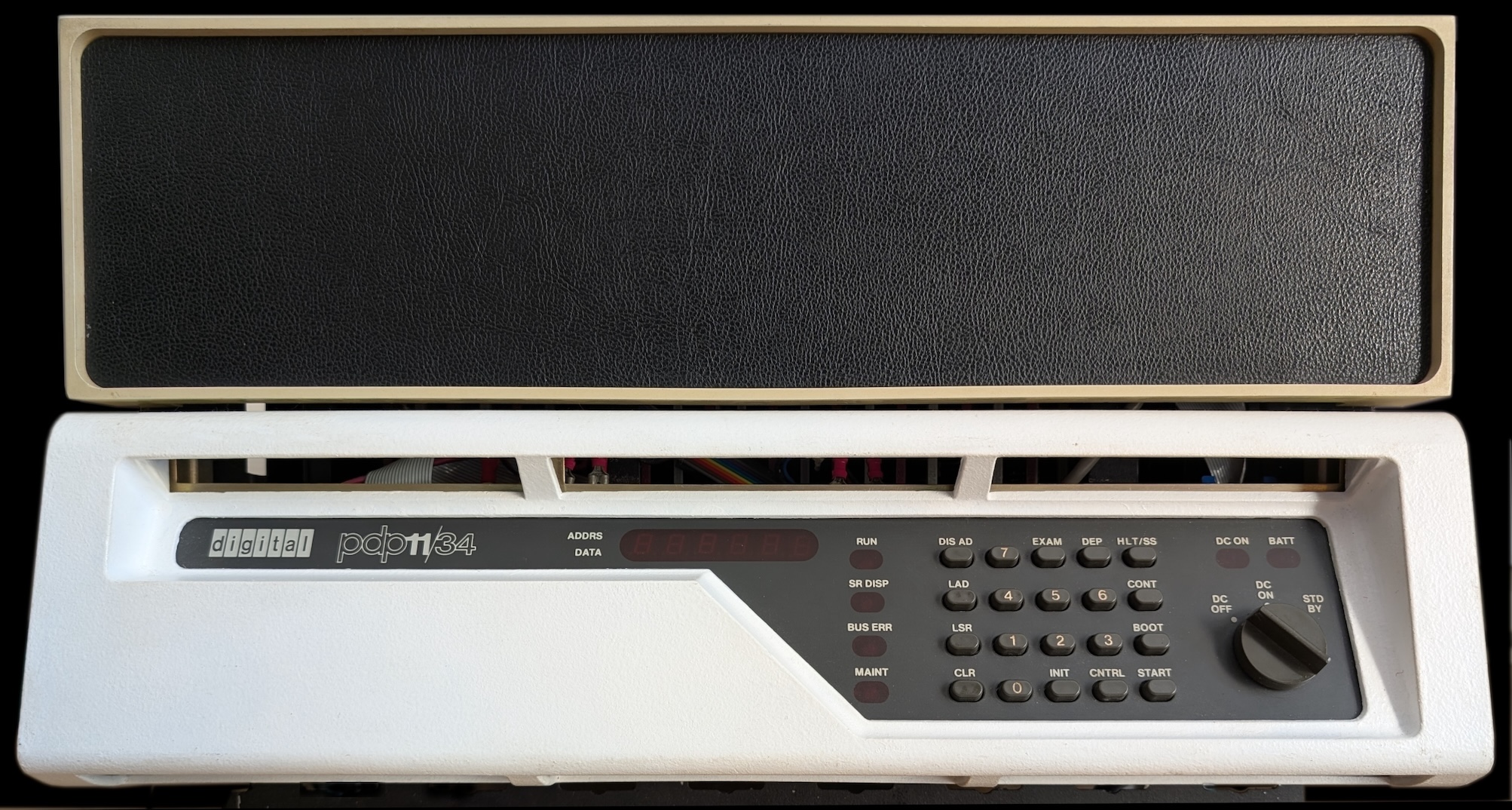 PDP-11/34 front panel